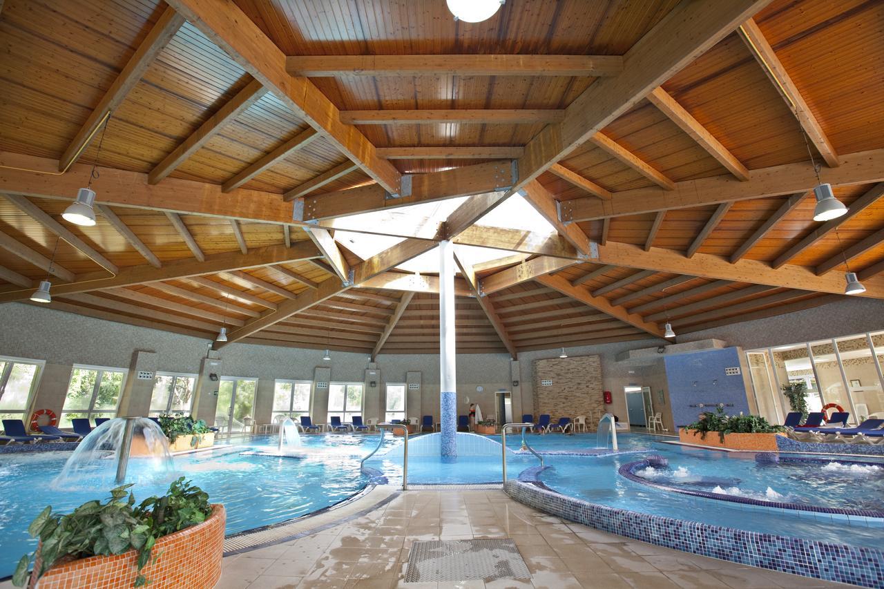 Termas De Cuntis - Hotel Castro Do Balneario מראה חיצוני תמונה